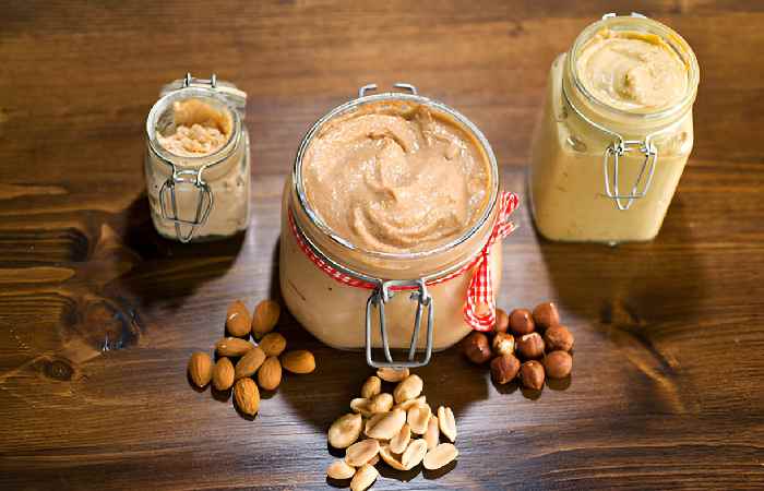 Almond Butter Vs Peanut Butter (1)