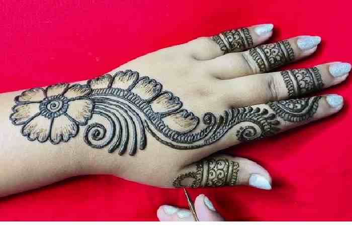 Stylish_Tsug7k1gwyk= Mehandi Designs Simple (1)