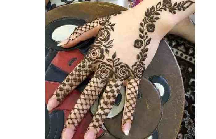 Stylish_Tsug7k1gwyk= Mehandi Designs Simple (6)