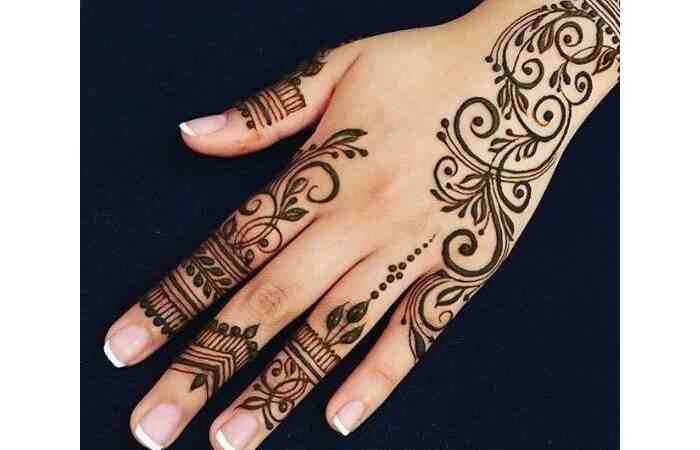 Stylish_Tsug7k1gwyk= Mehandi Designs Simple (8)